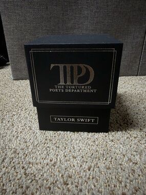 Taylor Swift Black and Silver 'The Tortured Poets Department' Candle. BRAND NEW!